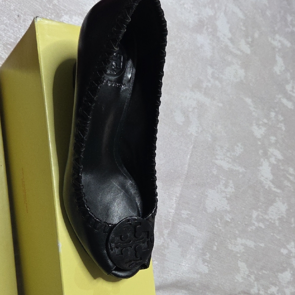 Tory Burch Black Heels Sleek and Sophisticated - Picture 2 of 5